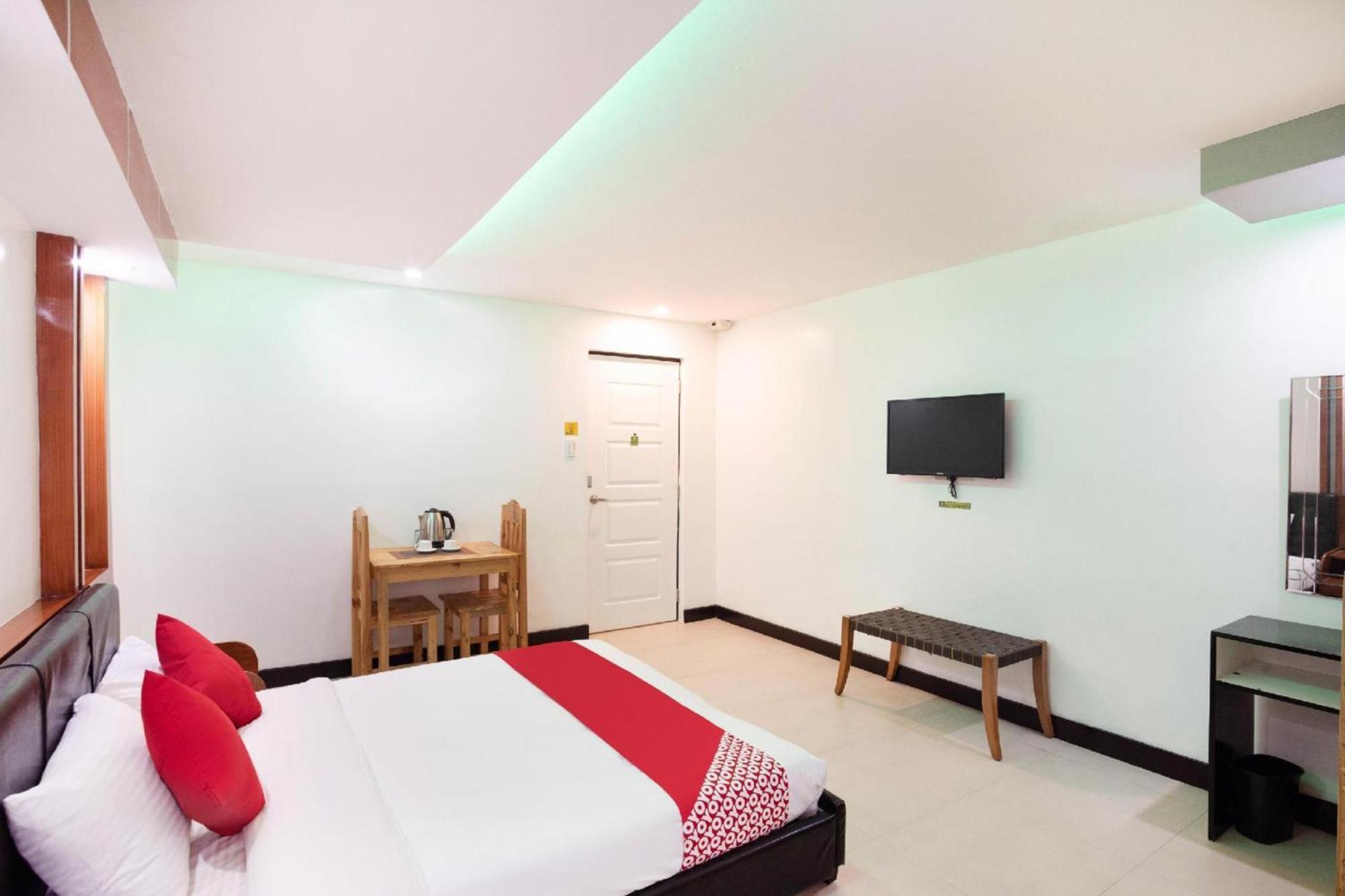 OYO 195 Ranchotel - Biñan Exterior foto